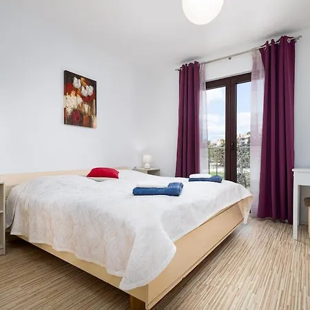 Sea & View For Five Persons * Poreč