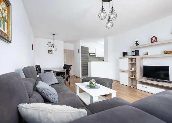 Sea & View For Five Persons Apartment *