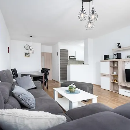 Sea & View For Five Persons アパート *