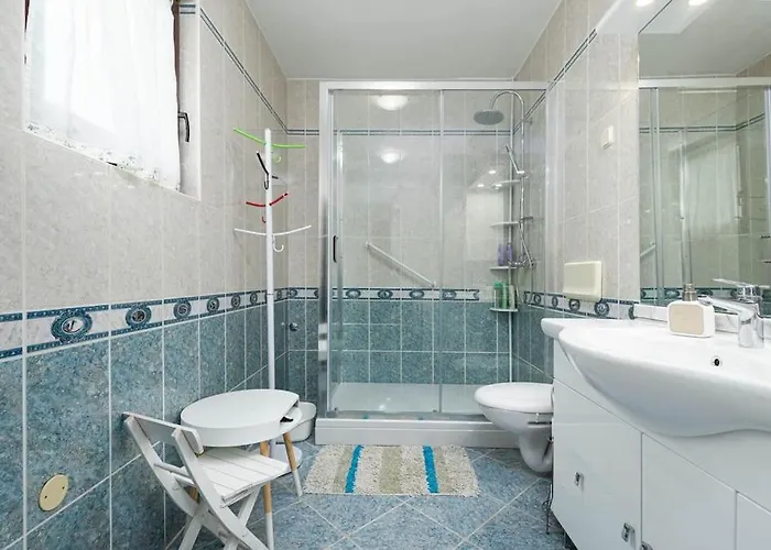 Sea & View For Five Persons