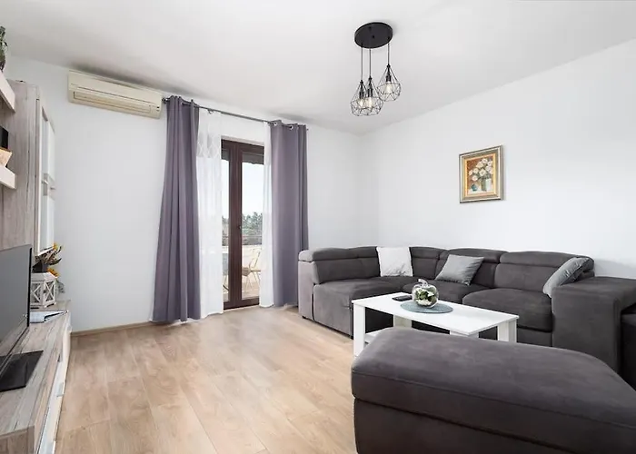 Sea & View For Five Persons アパート ポレッチ